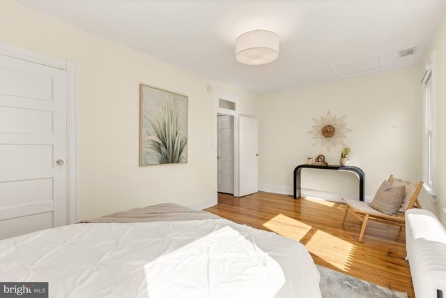 814 K ST NE, Washington, DC 20002