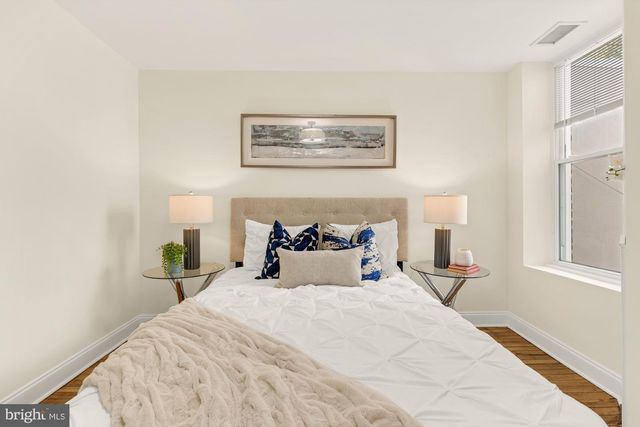 814 K ST NE, Washington, DC 20002