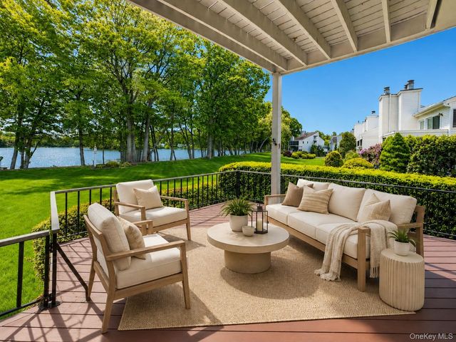 41 Waterside Close, Eastchester, NY 10709