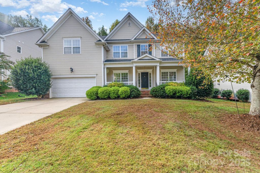 14333 Maclauren Lane, Huntersville, NC 28078