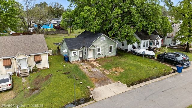 4509 Howell Avenue, Fort Smith, AR 72904