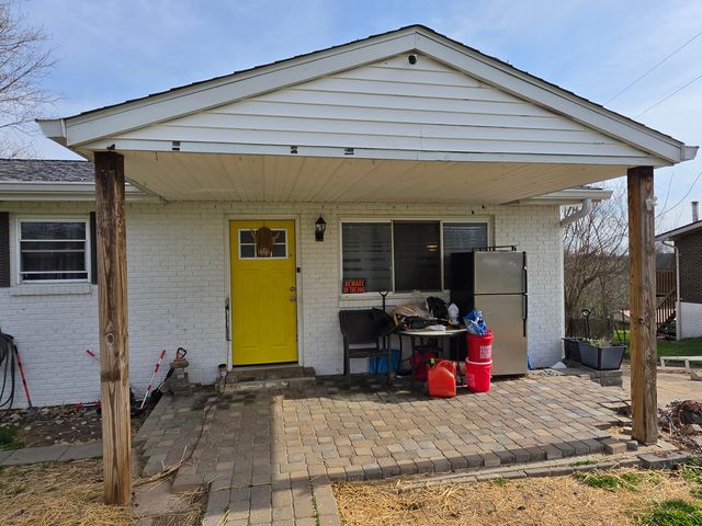 270 Cottonwood Drive, Dry Ridge, KY 41035