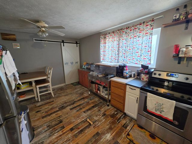 270 Cottonwood Drive, Dry Ridge, KY 41035