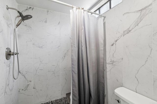 1968 Paseo Del Rey, Vista, CA 92084
