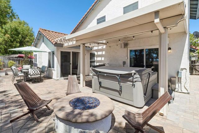 1968 Paseo Del Rey, Vista, CA 92084