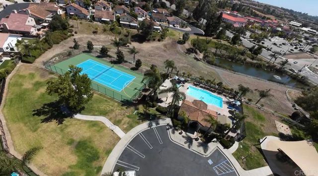 1968 Paseo Del Rey, Vista, CA 92084
