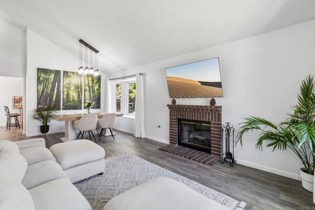1968 Paseo Del Rey, Vista, CA 92084