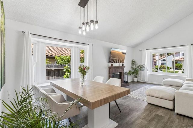 1968 Paseo Del Rey, Vista, CA 92084