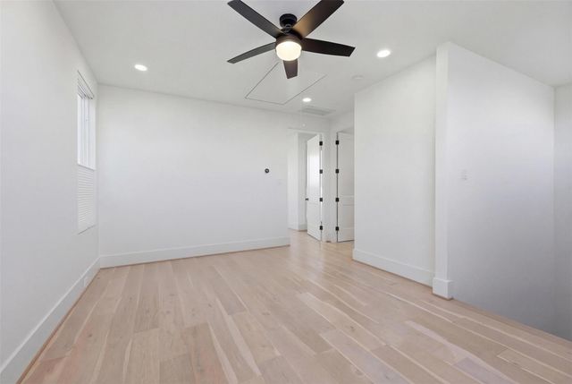 732 W 17th Street, Houston, TX 77008