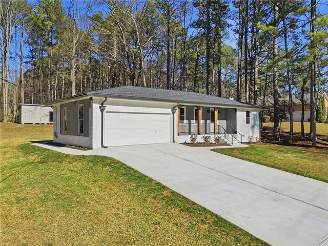 2702 Beecher Drive, Austell, GA 30106