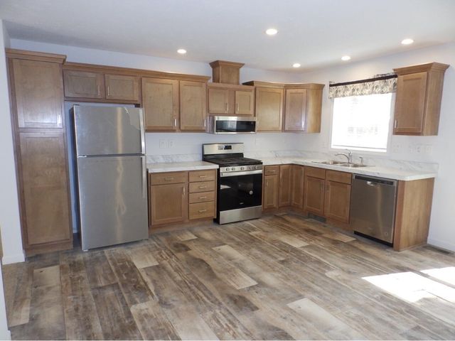 1735 Redwood Drive, Gaylord, MI 49735