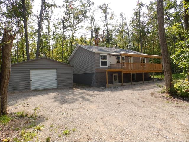 1735 Redwood Drive, Gaylord, MI 49735