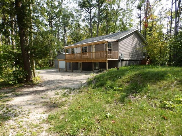1735 Redwood Drive, Gaylord, MI 49735