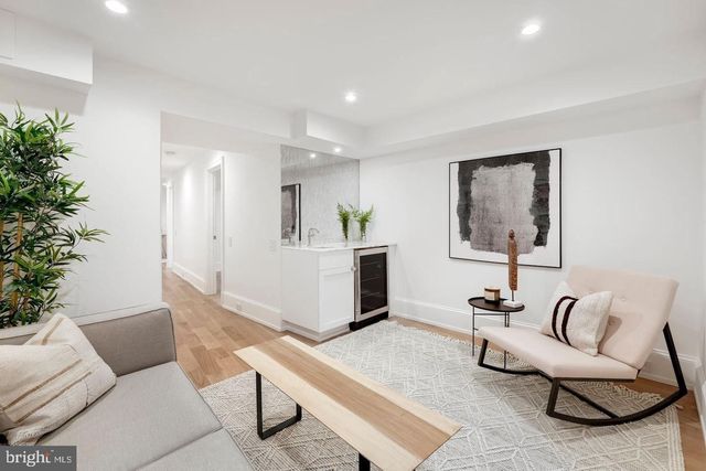 1421 27TH ST NW, Washington, DC 20007