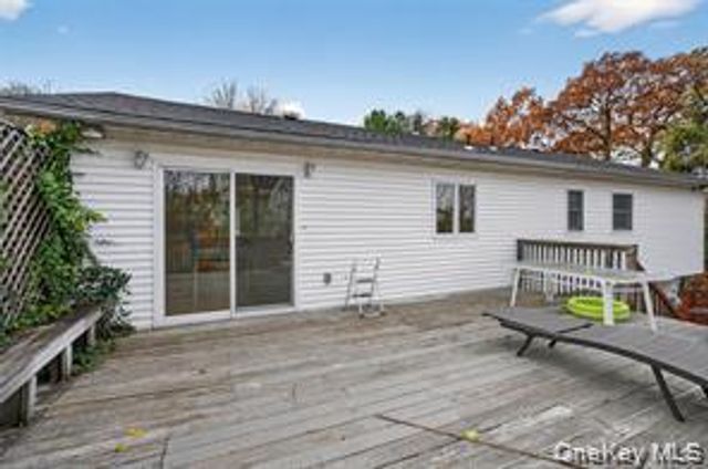 11 Pennsylvania Avenue, Monroe, NY 10950
