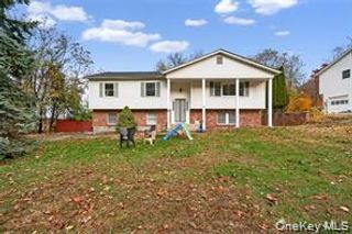 11 Pennsylvania Avenue, Monroe, NY 10950