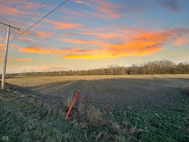 720 E 400 N, Anderson, IN 46012