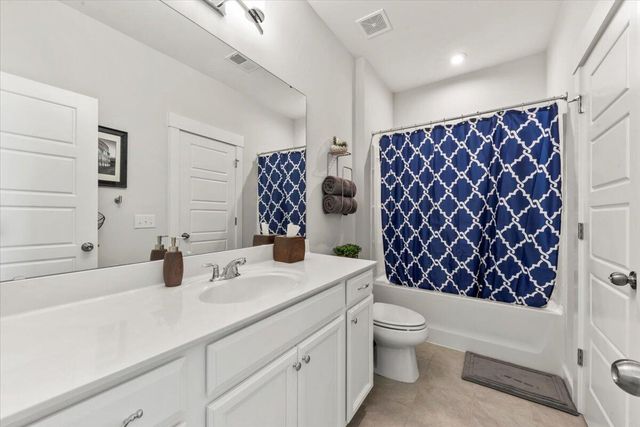 1683 Indy Drive, North Charleston, SC 29405