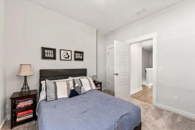 1683 Indy Drive, North Charleston, SC 29405