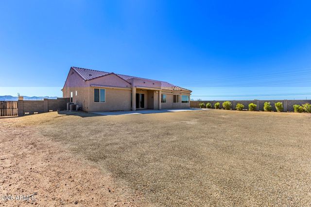 21836 W QUAILS NEST --, Wittmann, AZ 85361
