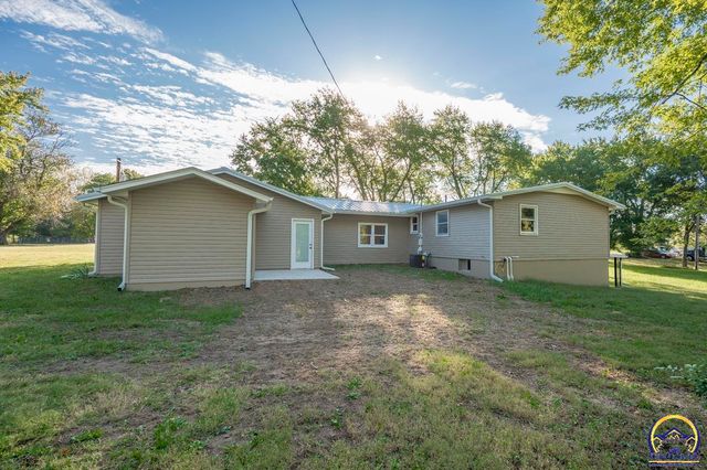 11933 S Topeka AVE, Carbondale, KS 66414