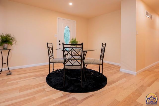 11933 S Topeka AVE, Carbondale, KS 66414