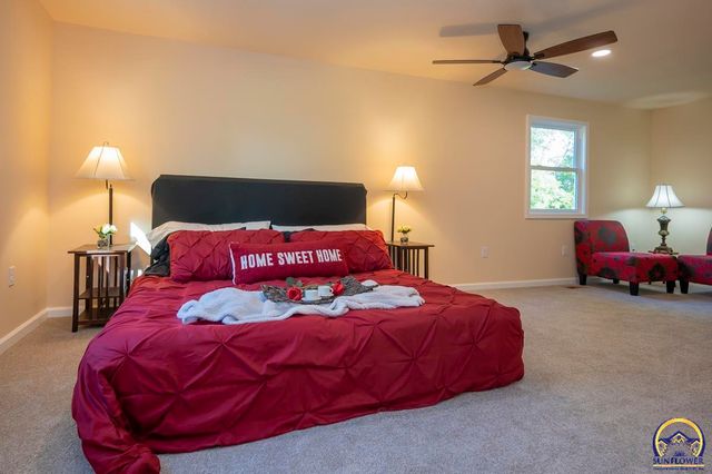 11933 S Topeka AVE, Carbondale, KS 66414