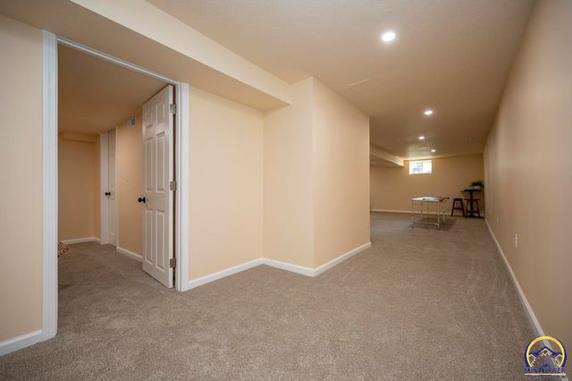 11933 S Topeka AVE, Carbondale, KS 66414