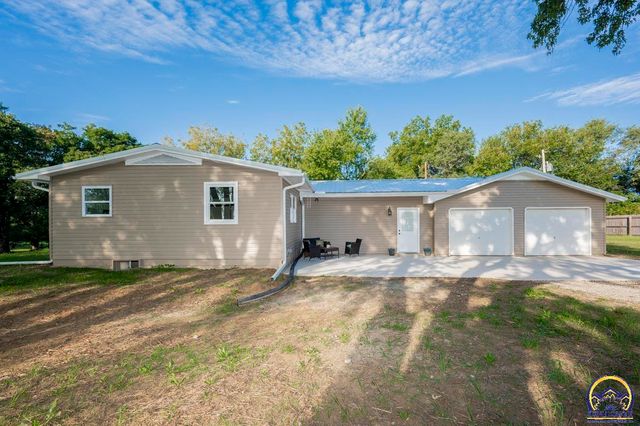 11933 S Topeka AVE, Carbondale, KS 66414