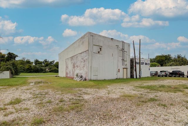 358 Demolay Street, La Marque, TX 77568