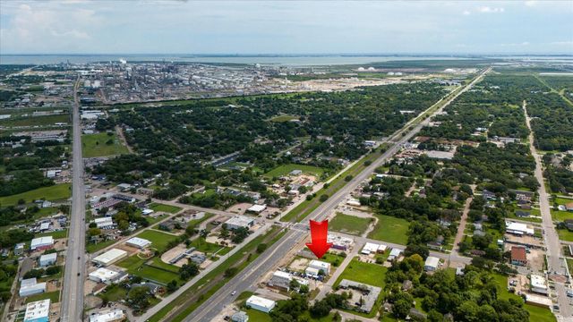 358 Demolay Street, La Marque, TX 77568