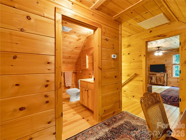 586 Tanglewood Lane, Saluda, NC 28773