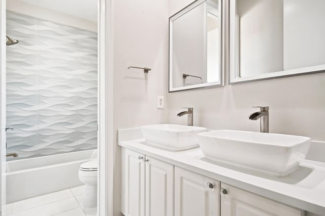 207 Isle Verde Way, Palm Beach Gardens, FL 33418