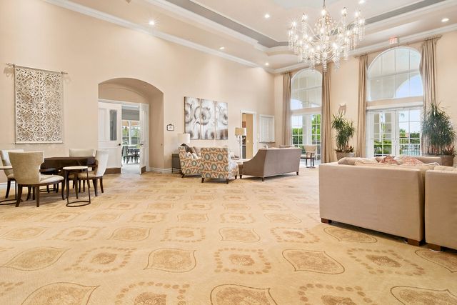 207 Isle Verde Way, Palm Beach Gardens, FL 33418