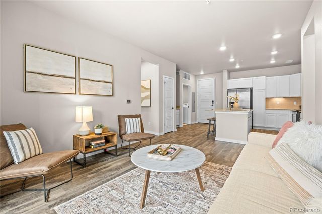 480 E Fremont Place 206, Centennial, CO 80122