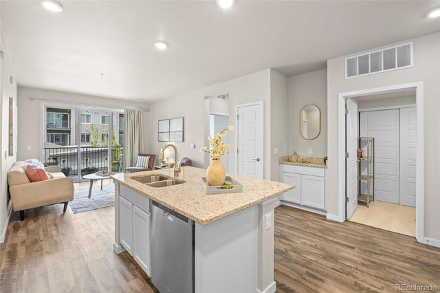 480 E Fremont Place 206, Centennial, CO 80122