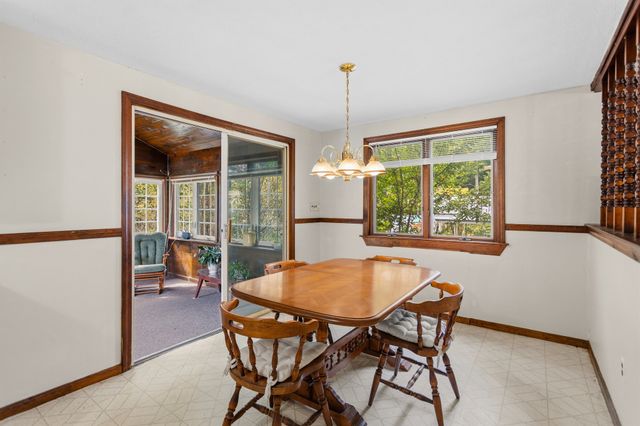 36 Alexander Ave, Dracut, MA 01826