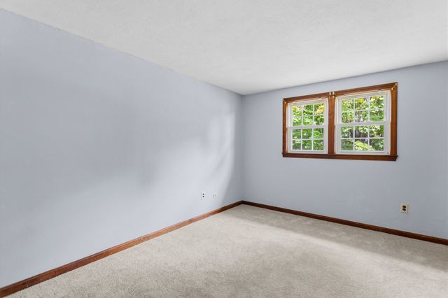 36 Alexander Ave, Dracut, MA 01826