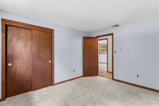 36 Alexander Ave, Dracut, MA 01826