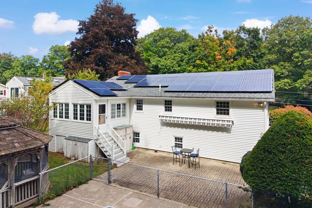 36 Alexander Ave, Dracut, MA 01826