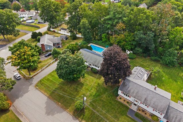 36 Alexander Ave, Dracut, MA 01826