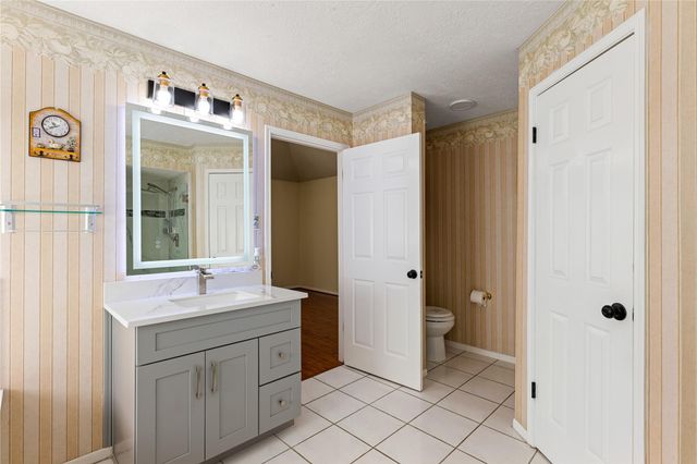 14118 Barkerview Court, Houston, TX 77084