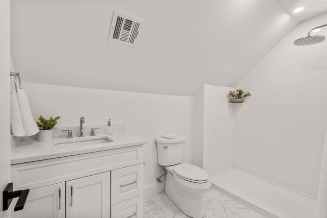 220 Sycamore Street 2, Watertown, MA 02472