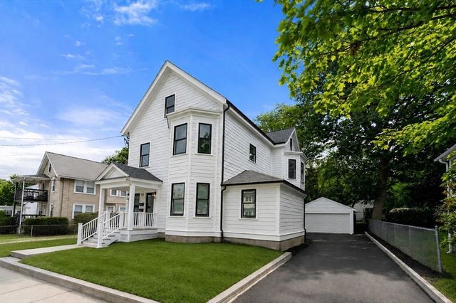220 Sycamore Street 2, Watertown, MA 02472