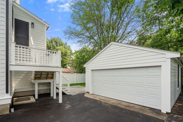 220 Sycamore Street 2, Watertown, MA 02472