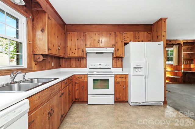 7331 Briardale Drive, Charlotte, NC 28212