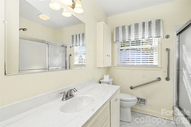 7331 Briardale Drive, Charlotte, NC 28212