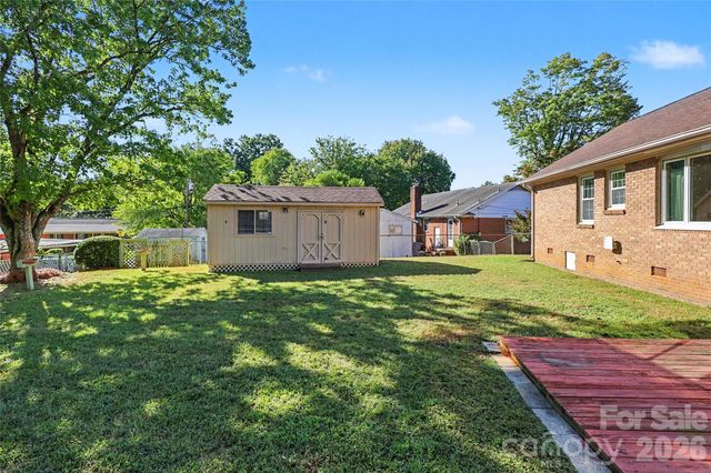 7331 Briardale Drive, Charlotte, NC 28212