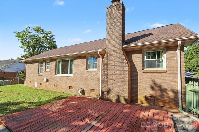 7331 Briardale Drive, Charlotte, NC 28212