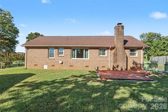 7331 Briardale Drive, Charlotte, NC 28212